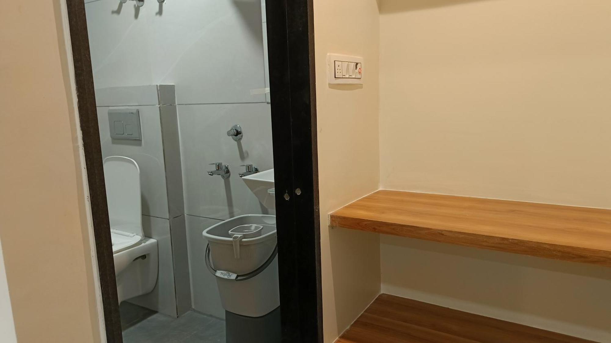 Shree Shyamraj Hotel Ujjain Extérieur photo