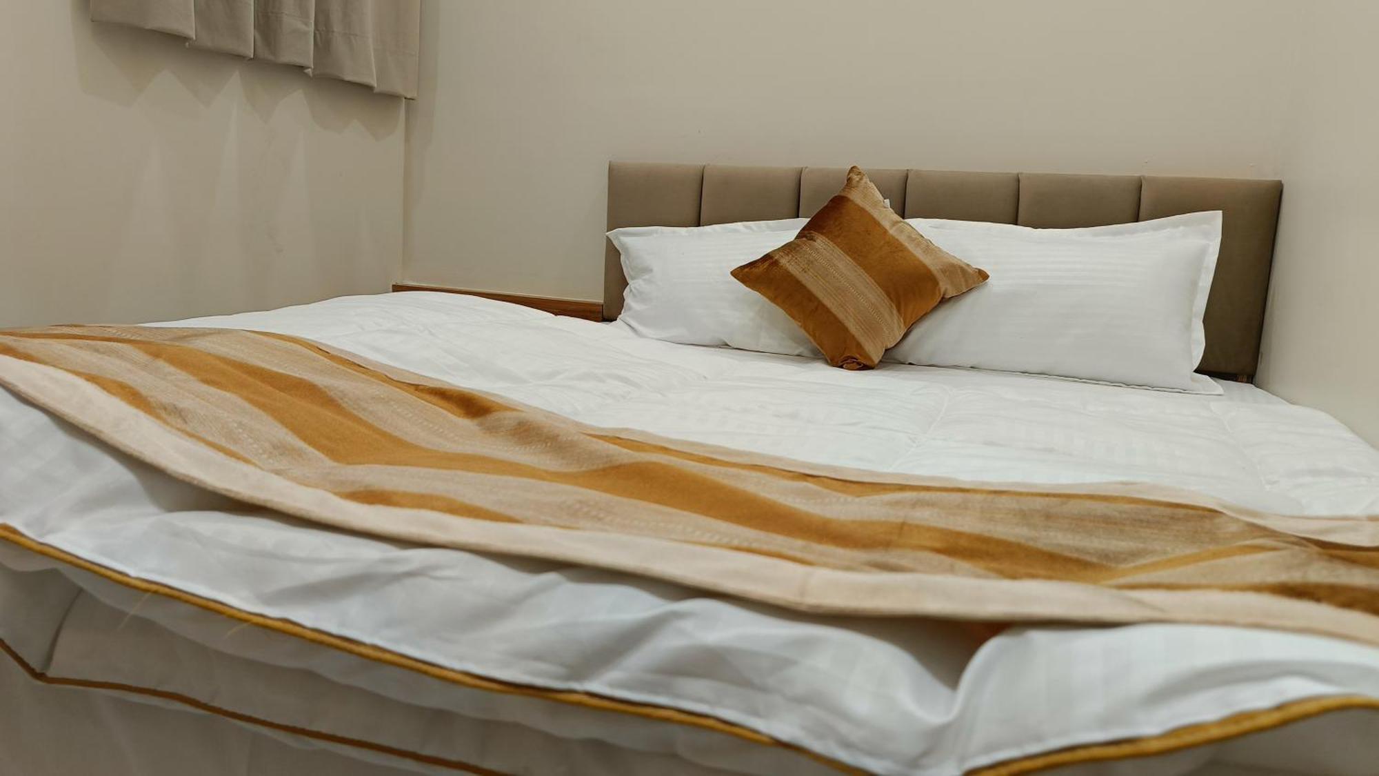 Shree Shyamraj Hotel Ujjain Extérieur photo